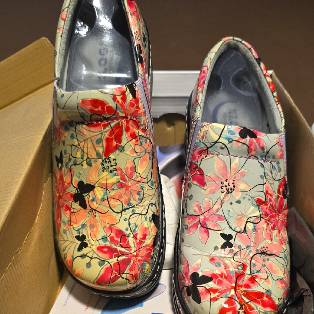 Klogs Floral Red and Black Mules
